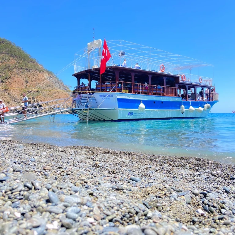 porto Ceneviz antalya